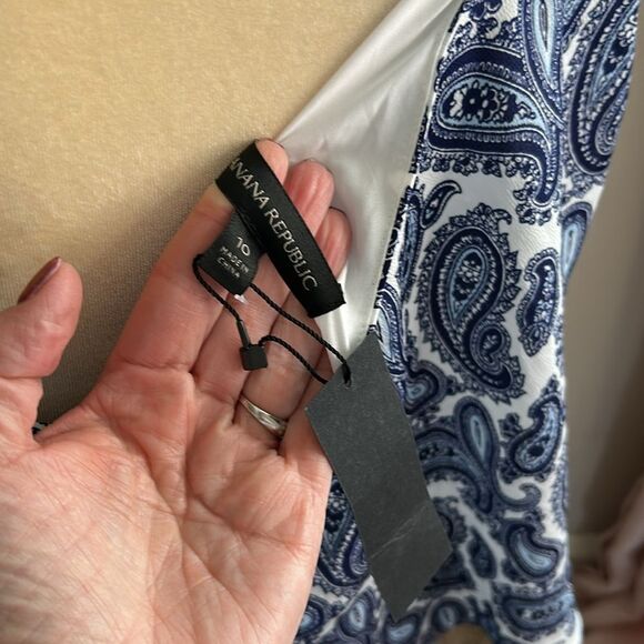 NWT Banana Republic Dress(size 10) - Picture 7 of 9